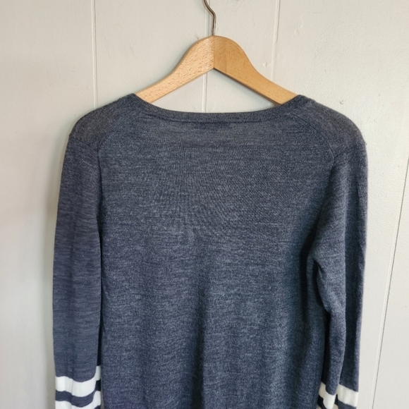 Madewell First Draft Varsity Stripe Merino Wool V-Neck Sweater Gray Size M - Picture 6 of 13